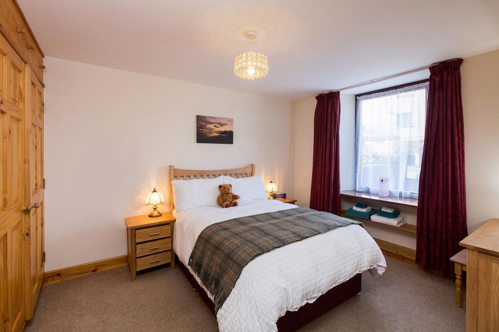 Corbie Self Catering Shetland Apartment เลอร์วิก ภายนอก รูปภาพ