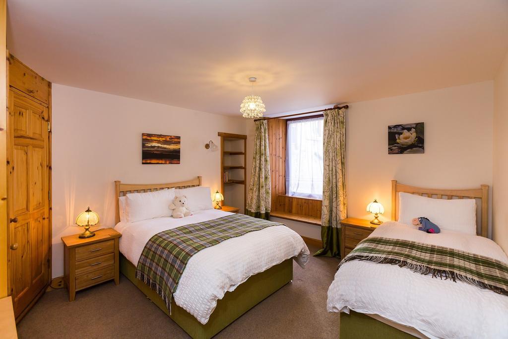 Corbie Self Catering Shetland Apartment เลอร์วิก ภายนอก รูปภาพ